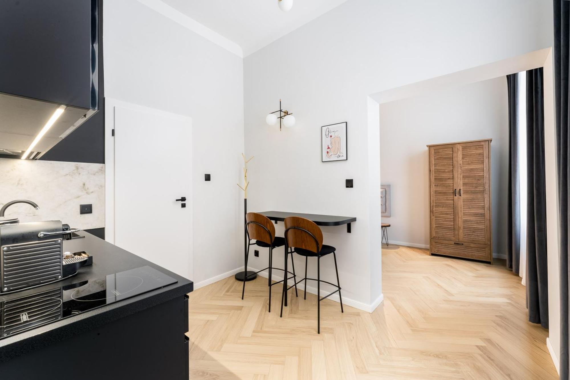 Deluxe Suite – 28m2